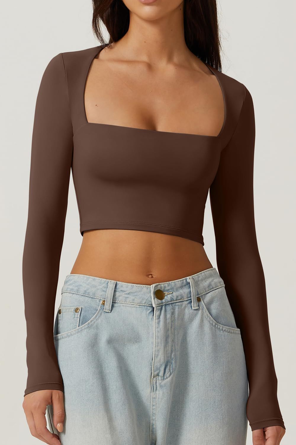 Slimming Base Top With A Square Neckline And A Cropped Design - Image 5